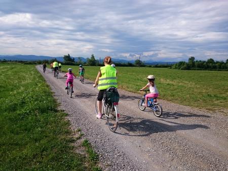 Družinsko kolesarjenje po Ljubljanskem barju - A Klemenc